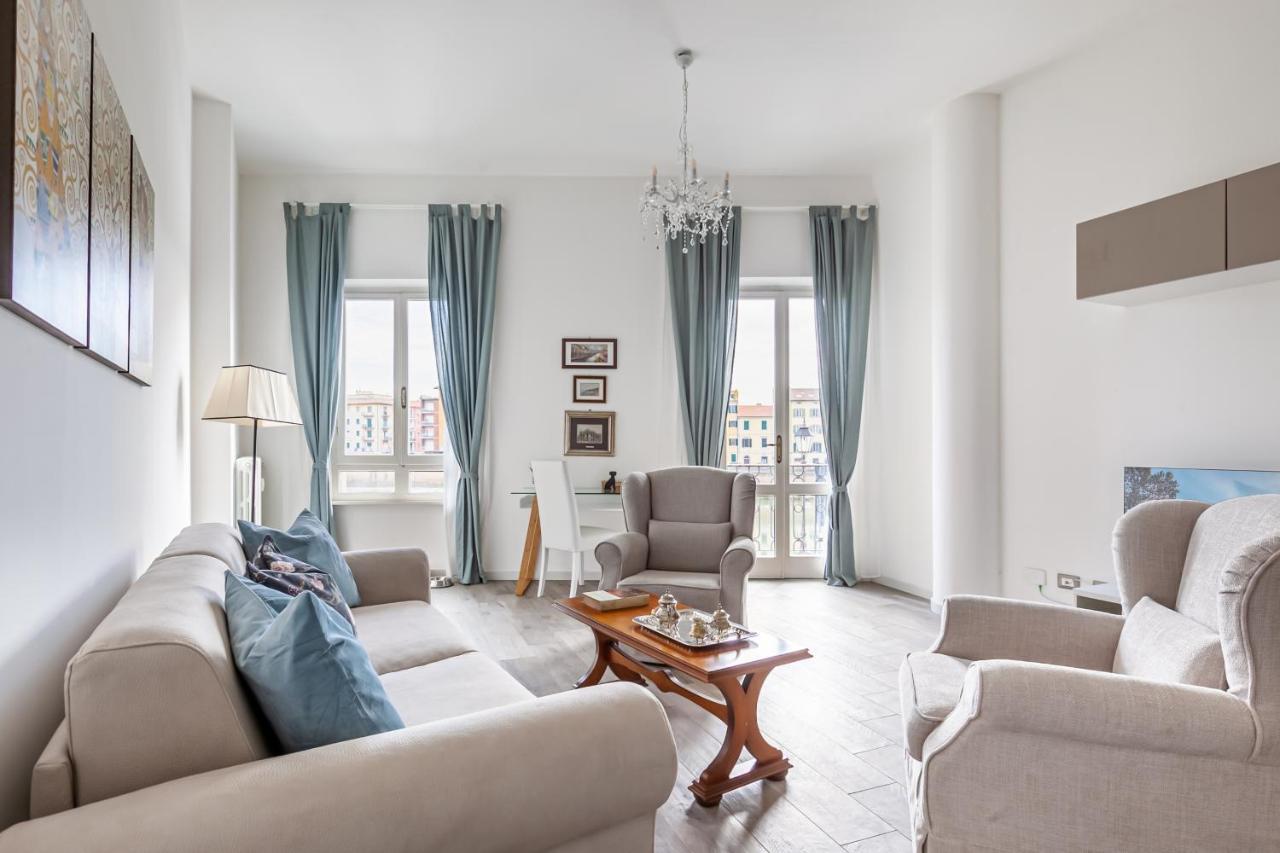 Lungarno Elegant Apartment With Panoramic Balcony Pisa Esterno foto